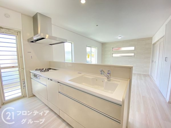 神戸市垂水区つつじが丘６丁目　新築一戸建て　B号棟