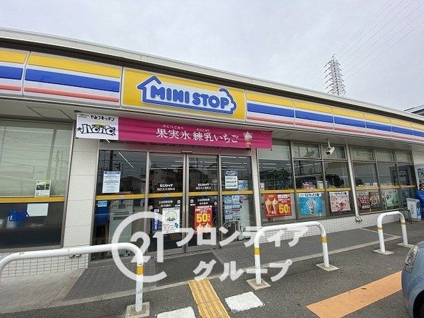 明石市大久保町西脇 新築一戸建て 11期 2号棟(ミニストップ明石大久保町店)