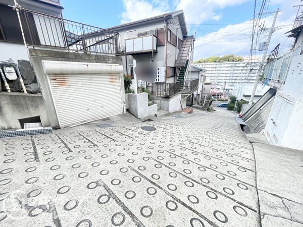神戸市垂水区舞子坂４丁目　中古一戸建て