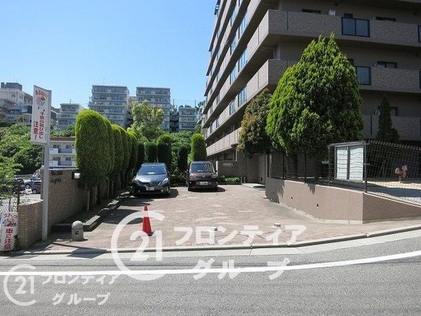 アルファステイツ朝霧丘　中古マンション