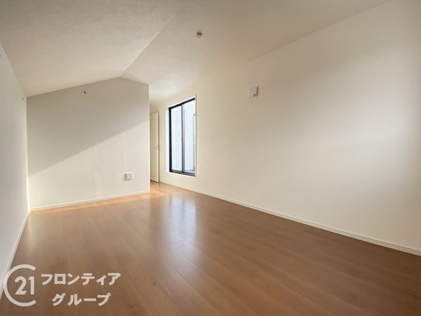 明石市松が丘５丁目　新築一戸建て　１期　４号棟