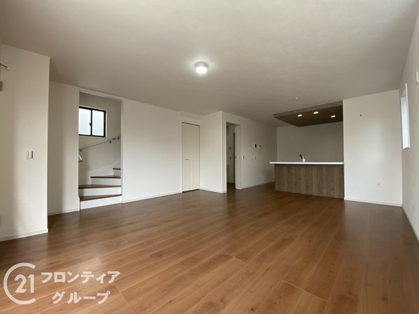 明石市松が丘５丁目　新築一戸建て　１期　４号棟