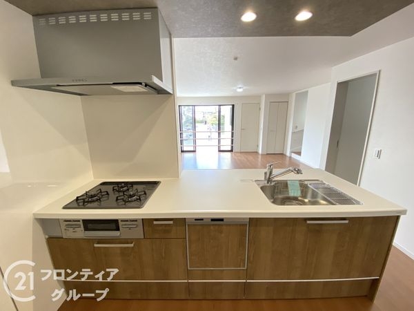 明石市松が丘５丁目　新築一戸建て　１期　４号棟