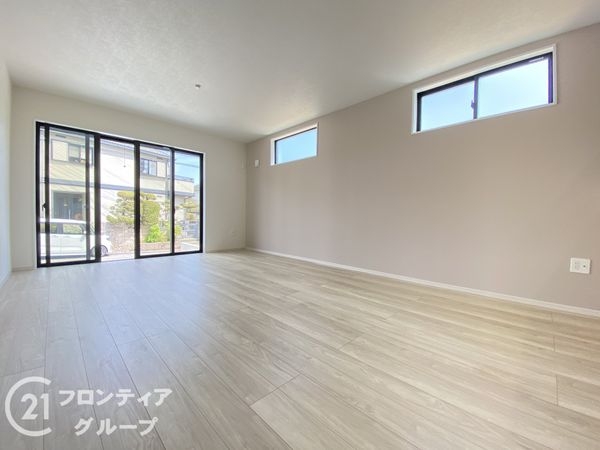 神戸市垂水区神陵台８丁目　新築一戸建て　１期　全１区画