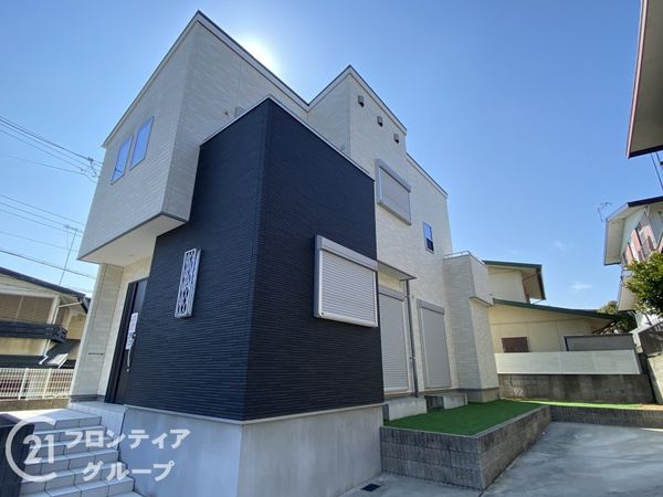 神戸市西区玉津町高津橋　中古一戸建て
