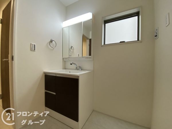 神戸市西区玉津町吉田　新築一戸建て　２期　２号棟