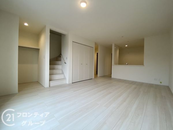 神戸市西区玉津町吉田　新築一戸建て　２期　２号棟
