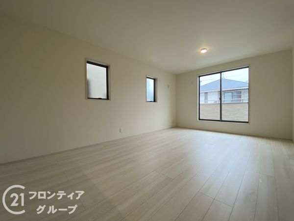神戸市西区玉津町吉田　新築一戸建て　２期　２号棟