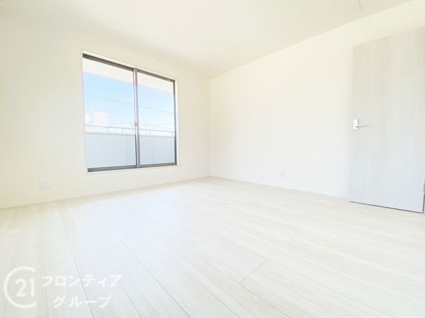 神戸市西区玉津町新方　新築一戸建て　８期　１号棟