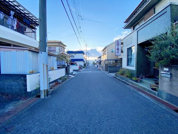 明石市魚住町西岡の中古一戸建て