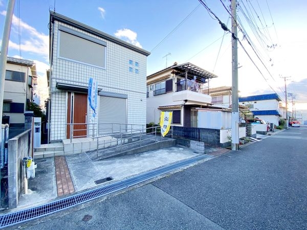 明石市魚住町西岡の中古一戸建て