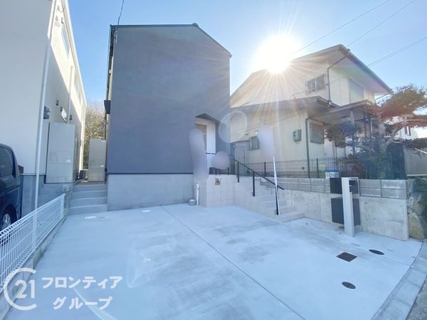神戸市垂水区神陵台９丁目　新築一戸建て