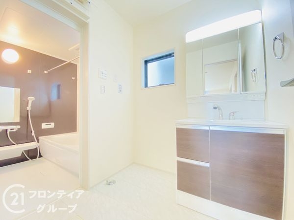 神戸市西区玉津町新方　新築一戸建て　８期　７号棟