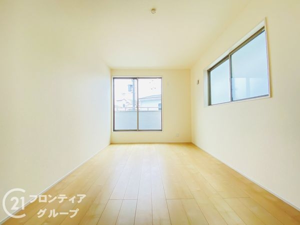 神戸市西区玉津町新方　新築一戸建て　８期　６号棟