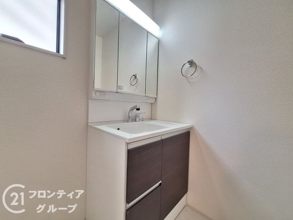 神戸市西区玉津町新方　新築一戸建て　８期　２号棟