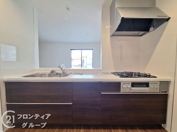 神戸市西区玉津町新方　新築一戸建て　８期　２号棟