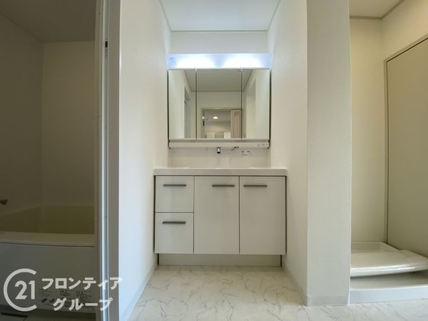 研究学園（５）団地　５２３号棟　中古マンション