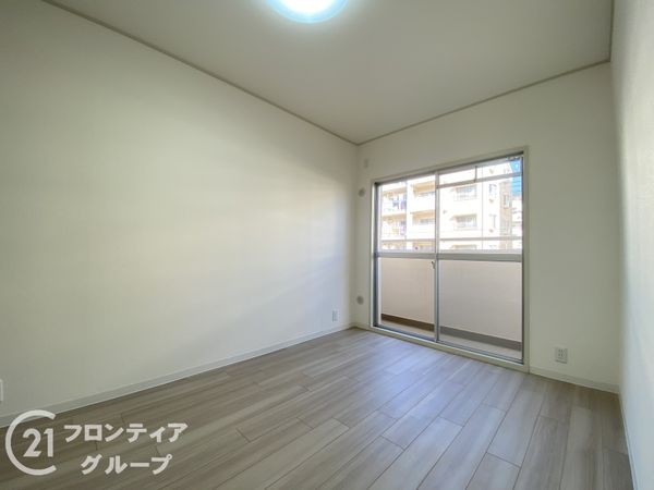 研究学園（５）団地　５２３号棟　中古マンション