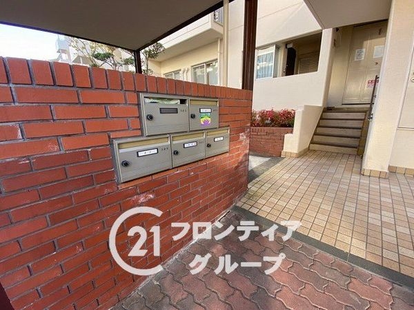 研究学園（５）団地　５２３号棟　中古マンション