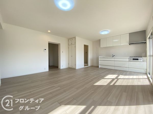 研究学園（５）団地　５２３号棟　中古マンション