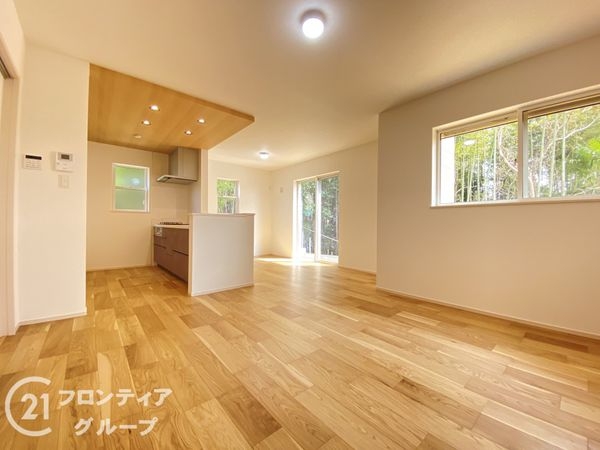 神戸市西区押部谷町西盛　新築一戸建て　第２　２号棟