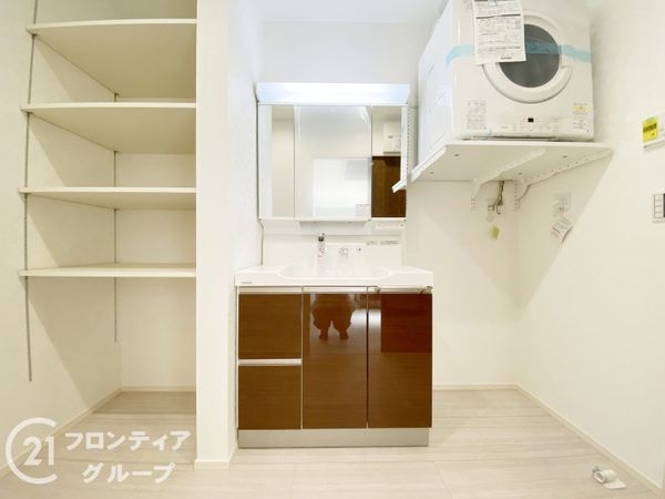 明石市東人丸町　新築一戸建て　第１　２号棟