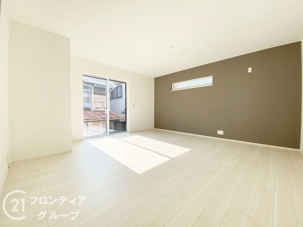 明石市東人丸町　新築一戸建て　第１　２号棟