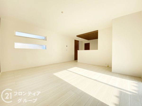 明石市東人丸町　新築一戸建て　第１　２号棟