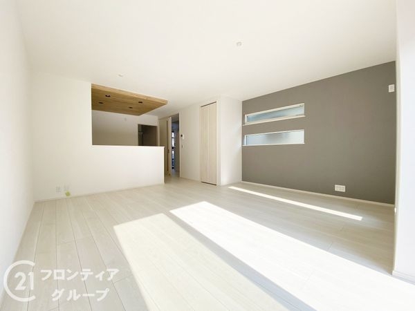 明石市東人丸町　新築一戸建て　第１　３号棟
