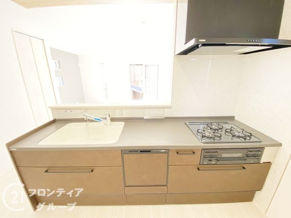 明石市東人丸町　新築一戸建て　第１　３号棟