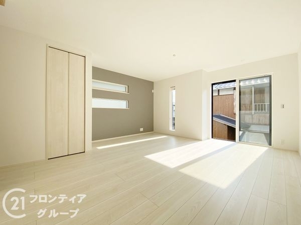 明石市東人丸町　新築一戸建て　第１　３号棟