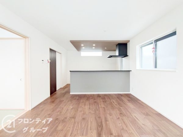明石市大久保町高丘５丁目　新築一戸建て　第１３　１号棟