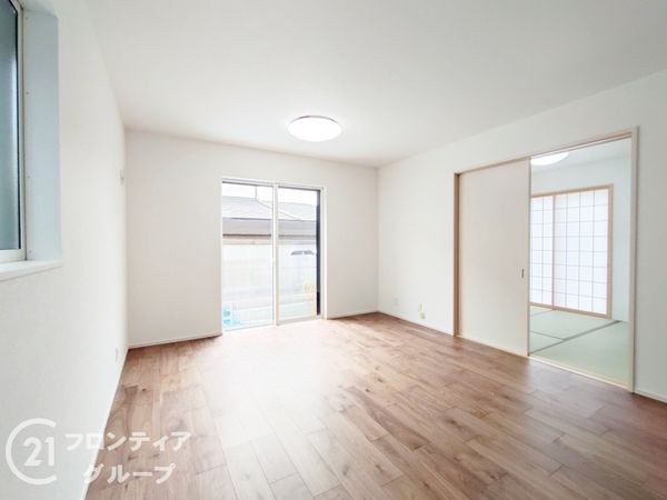 明石市大久保町高丘５丁目　新築一戸建て　第１３　１号棟
