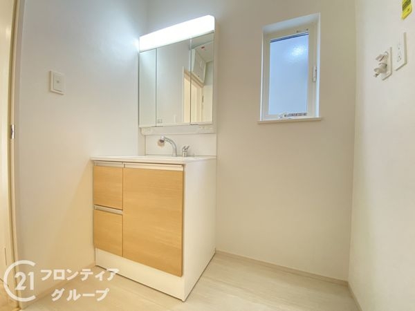 明石市大久保町高丘５丁目　新築一戸建て　第１３　２号棟