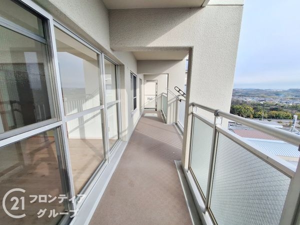 アバンドーネ西神春日台　１号棟　中古マンション