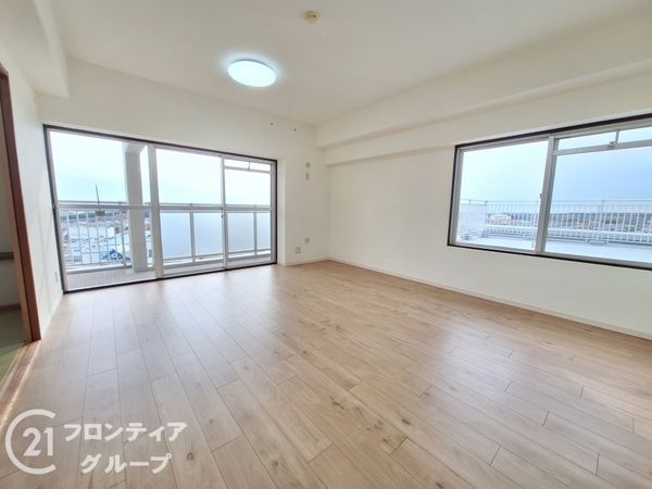 アバンドーネ西神春日台　１号棟　中古マンション