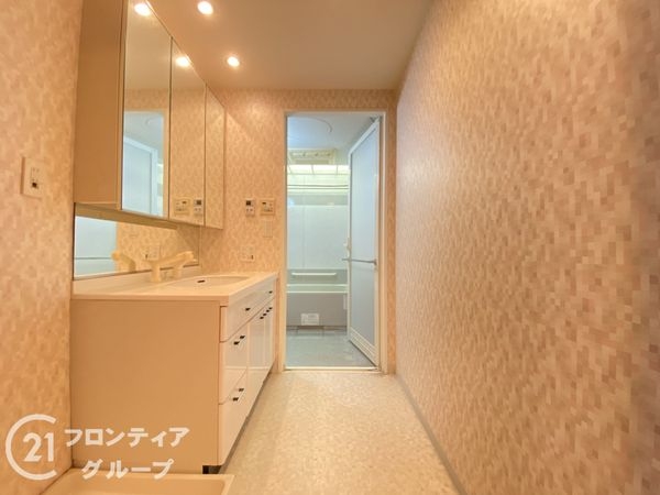 ロイヤルアーク明石江井ヶ島　中古マンション