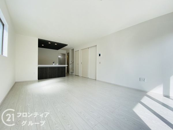 神戸市西区狩場台１丁目　新築一戸建て　２期　２号棟