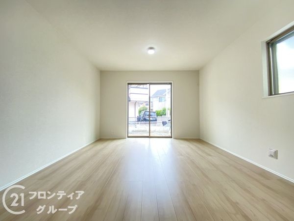 神戸市須磨区天神町２丁目　新築一戸建て　２号棟