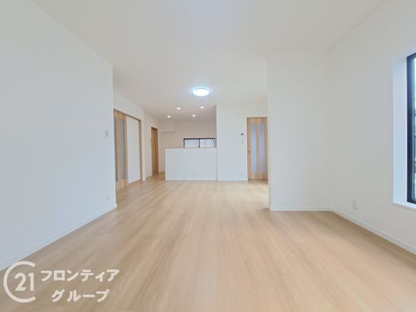 神戸市西区春日台６丁目　中古一戸建て