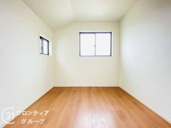 神戸市垂水区歌敷山１丁目　新築一戸建て　2期　２号棟