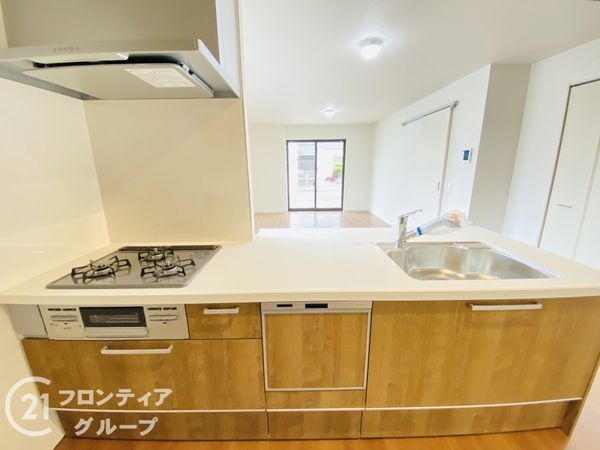 神戸市垂水区歌敷山１丁目　新築一戸建て　2期　２号棟