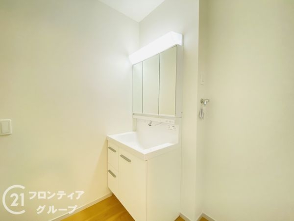 神戸市垂水区歌敷山１丁目　新築一戸建て　2期　1号棟