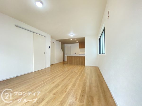 神戸市垂水区歌敷山１丁目　新築一戸建て　2期　1号棟