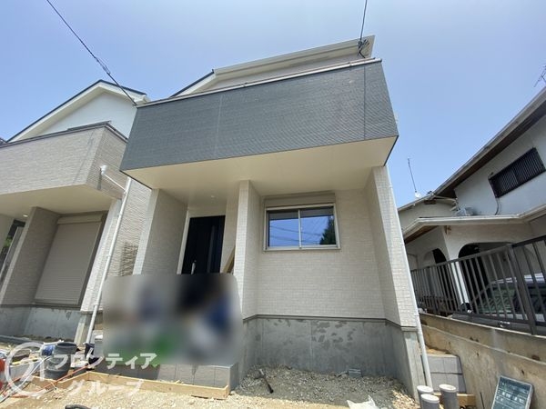 神戸市垂水区神和台１丁目　新築一戸建て　２号棟