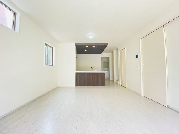 神戸市須磨区神の谷７丁目　新築一戸建て　1期　2号棟
