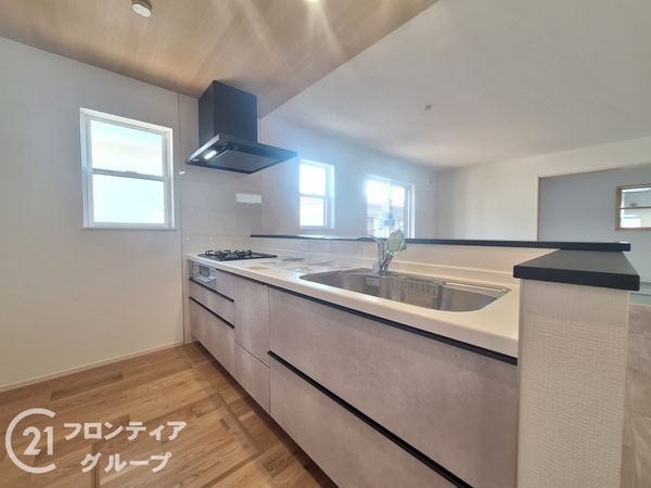 神戸市須磨区高倉台２丁目　新築一戸建て　第２２　２号棟