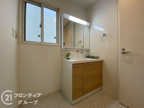 神戸市垂水区舞多聞西８丁目の中古一戸建て