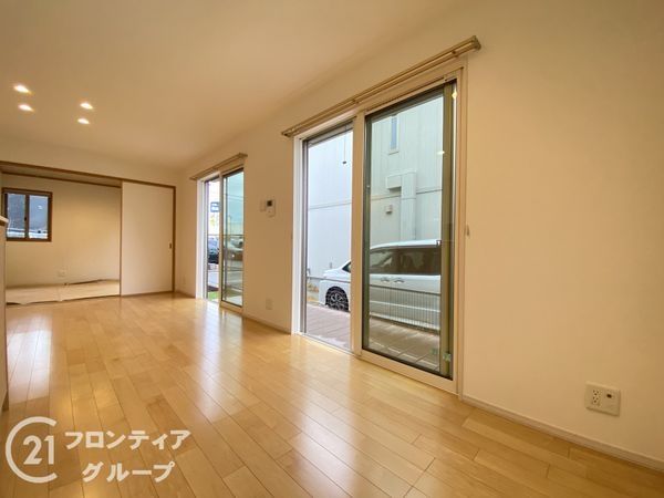 神戸市垂水区舞多聞西８丁目の中古一戸建て