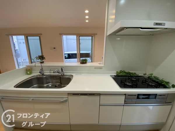 神戸市垂水区舞多聞西８丁目　中古一戸建て